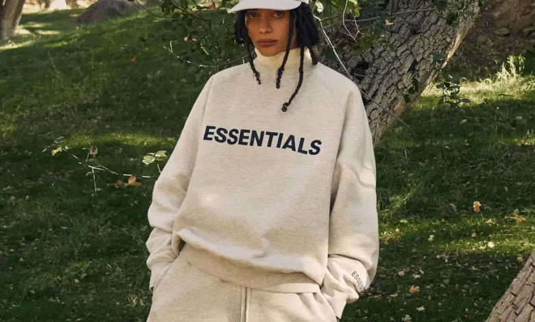 Essentials Hoodie – The Perfect Fit for British Streetwear