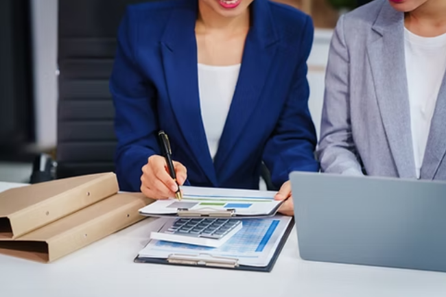 How Bookkeepers Improve Accuracy In Financial Records